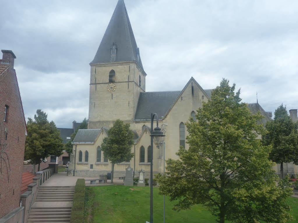 Hotel De Klok Zutendaal Eksteriør bilde